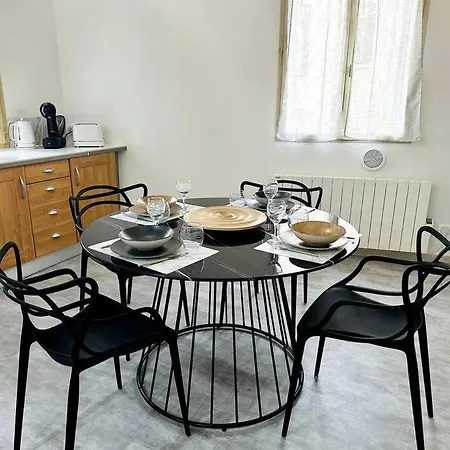 Maison De Village Sur Les Chemins De Compostelle *